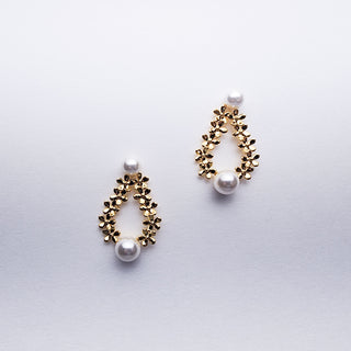 Pearl Daisy Drops