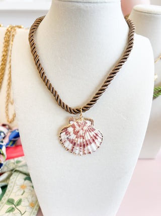Rope Shell Pendant