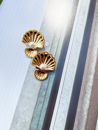 Shell Pearl Earring