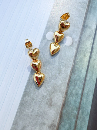 Shiny Gold Heart Trio Earring