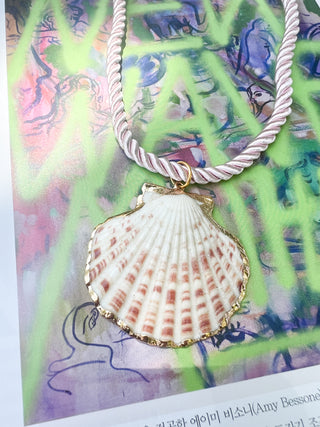 Rope Shell Pendant