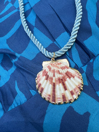 Rope Shell Pendant