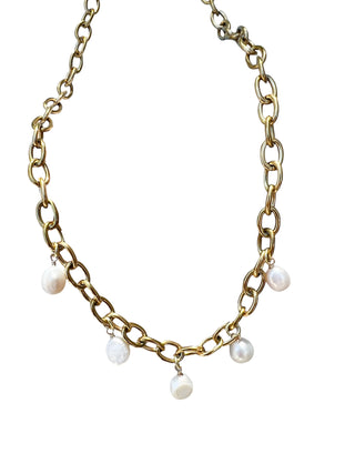 Pearl Oval Necklace